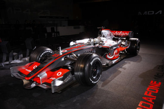 mclaren_mp4_23.jpg