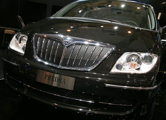 Lancia Phedra PICTURES Lancia Phedra PICTURES