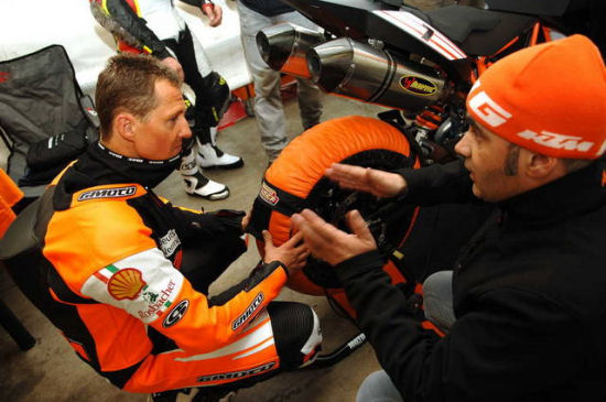 michael-schumacher-rif_ktm_box.jpg?9d7bd4