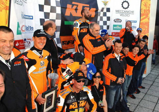 michael-schumacher-rif_podio-ktm.jpg