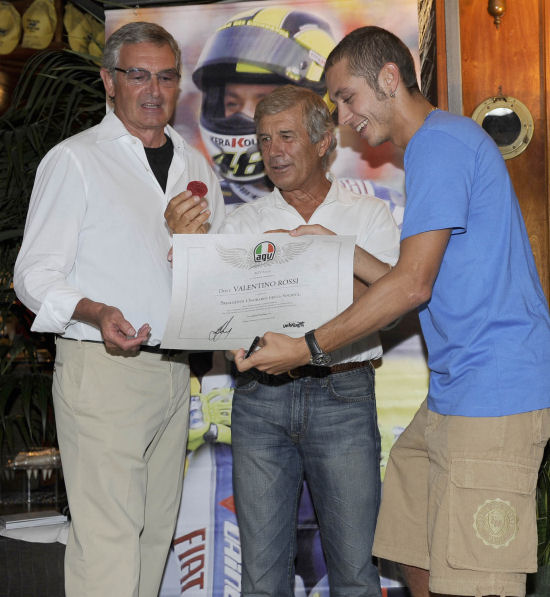 lino_dainese__giacomi_agostini_valentino_rossijpeg.JPG