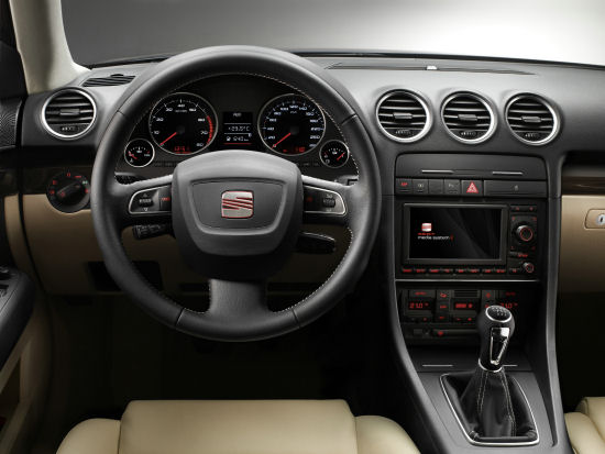 seat-exeo-interni.jpg