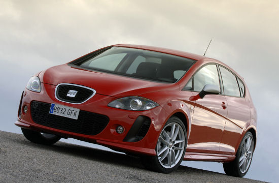 seat-cupra-r-statica-3_4f.jpg
