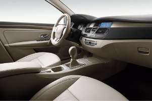 Renault Laguna model year 2010 interni