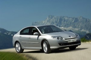 Renault Laguna model year 2010 motori nuovi e Tom Tom di serie