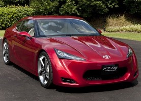 Toyota FT-86 Coupè: piccola, aggressiva, costa meno di una Mini Cooper