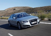 Audi A8 due nuovi motori per il 2011 e non solo