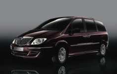 Lancia Ypsilon e Phedra al Salone di Ginevra 2011