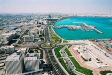 Le auto di lusso sono di scena al Qatar Motor Show 