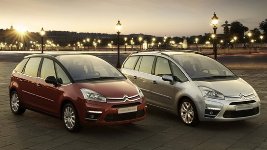 Citroen C4 Picasso e Grand C4 Picasso: nuovo look ed una nuova versione micro-ibrida diesel e-HDi