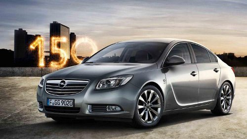 Opel festeggia i 150 anni con modelli speciali